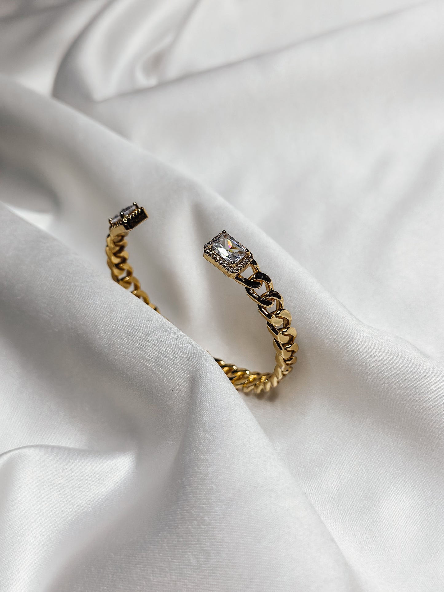 GOLD LINK CUFF